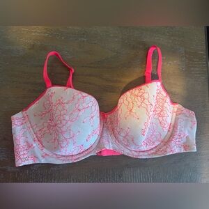 Victoria's Secret Pink Lace Underwire Bra